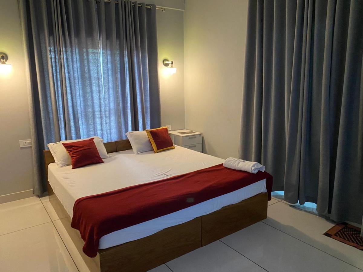 Hollywood Rooms Sultan Bathery Luaran gambar